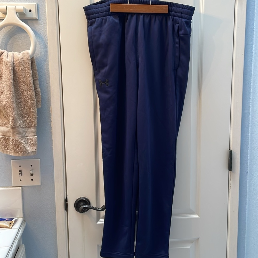 Under Armour NWT Men’s XL pants Navy